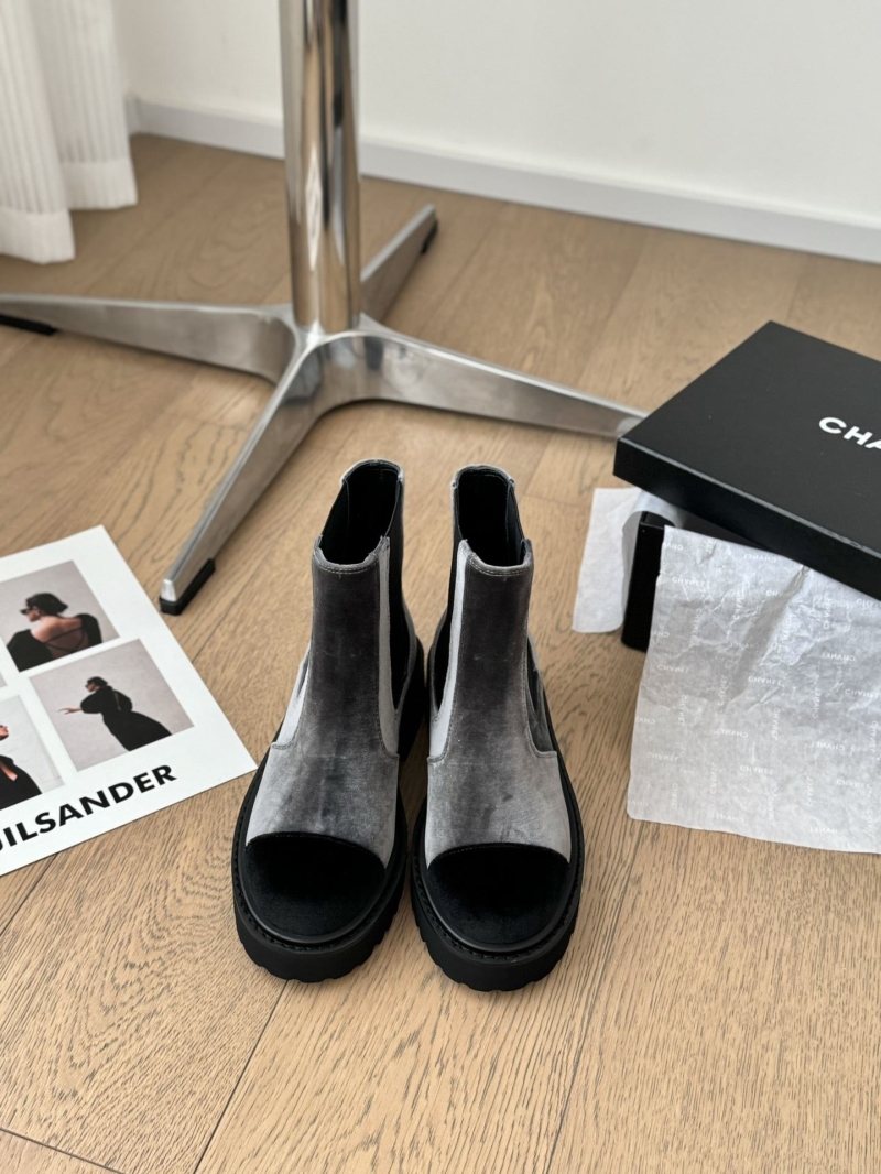 Ch*el boots